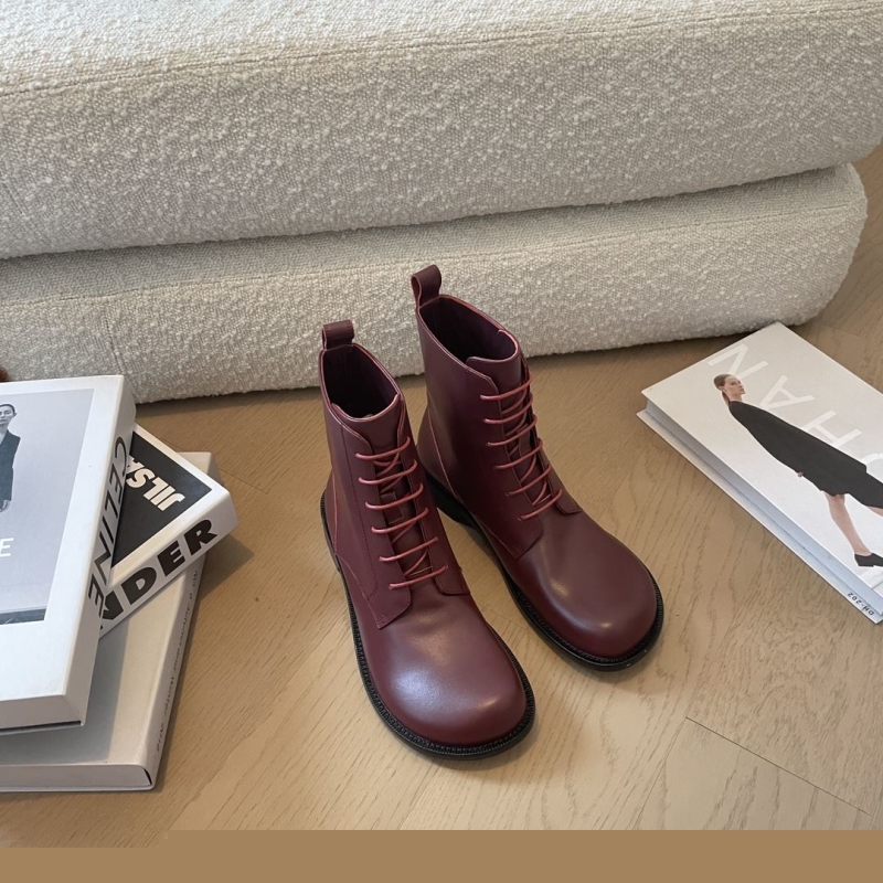 l*ew* boots